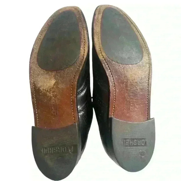 Florsheim Men's Black Dress shoes size 10. Wingtip Style. - Picture 4 of 8